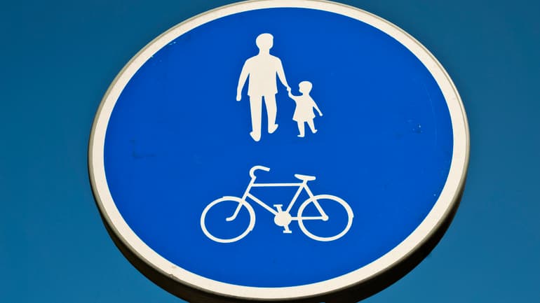 Vägskylt gång- och cykelväg