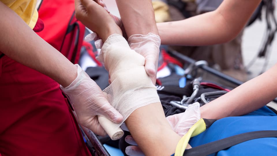 Träning första hjälpen, bandage