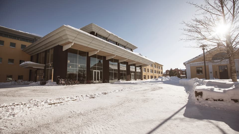 Vinterexteriör Campus Östersund