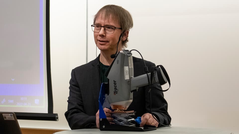 Börje Norlin during his lecture.