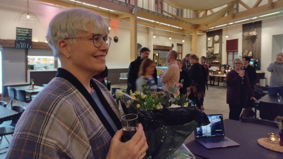 Bild på Ulrika Bergstrand i en festlig miljö