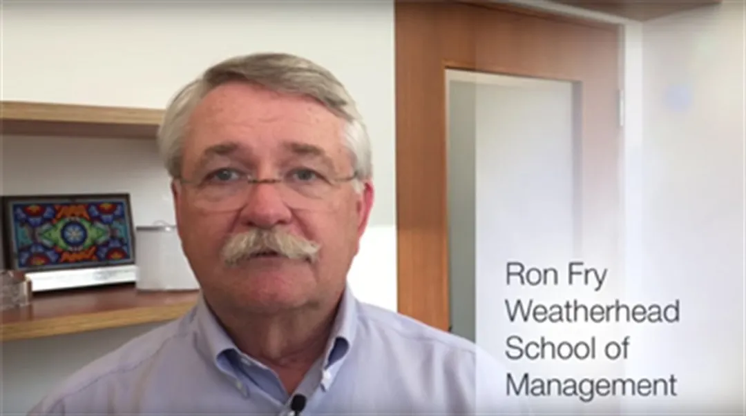 Ron Fry från Case Western Reserve University ger en kort introduktion till styrkebaserad utveckling.