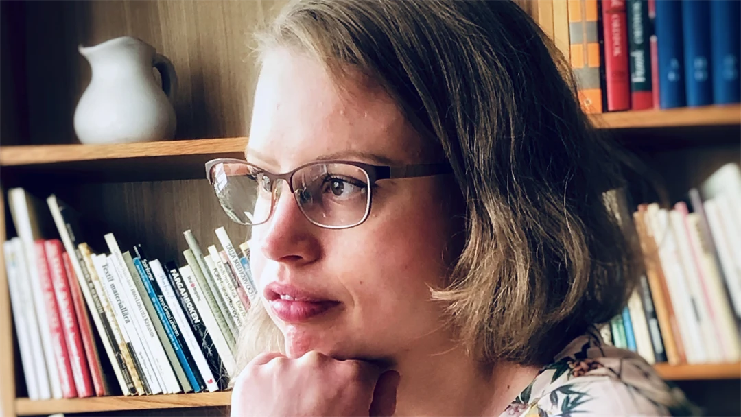 Portrait of a woman.