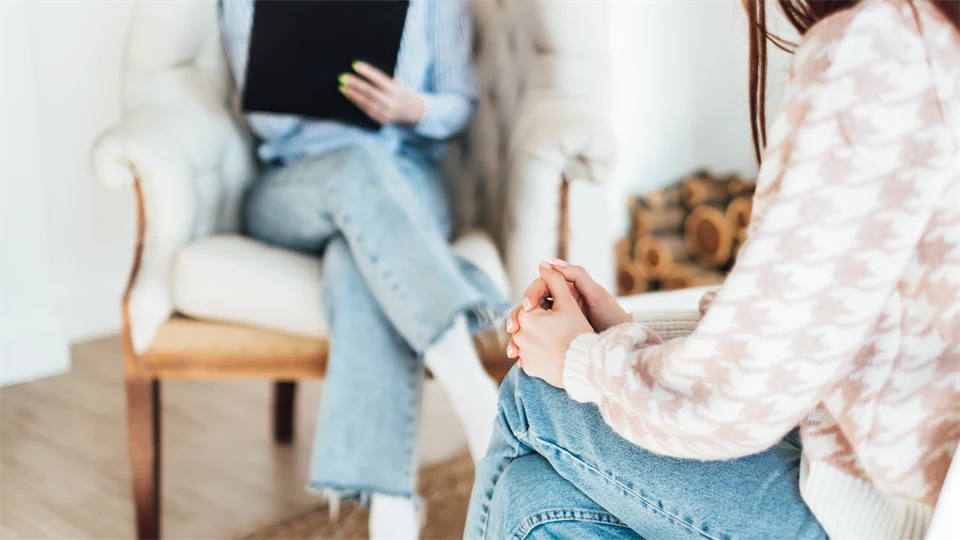 Psykolog i samtal med patient