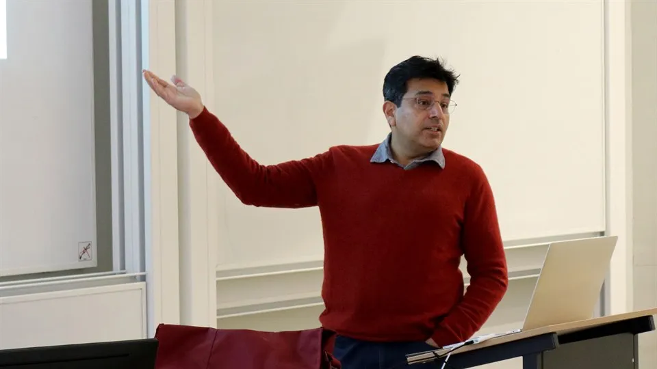 Prof. Faisal Qureshi