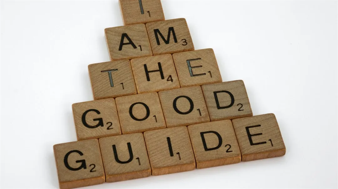  Wooden blocks in a pyramid shape, which says Iam the good guide