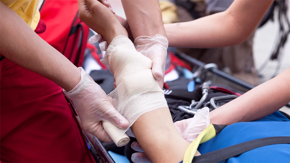 Träning första hjälpen, bandage