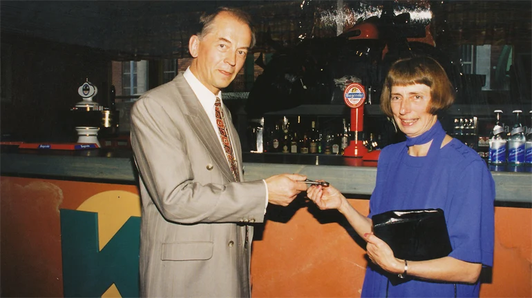1995