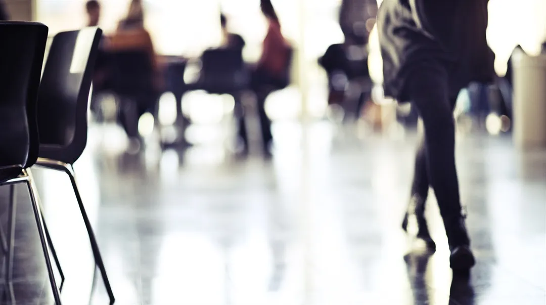 På väg till grupparbete 