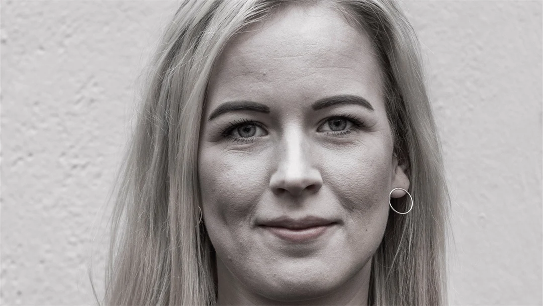 Portrait of a woman.