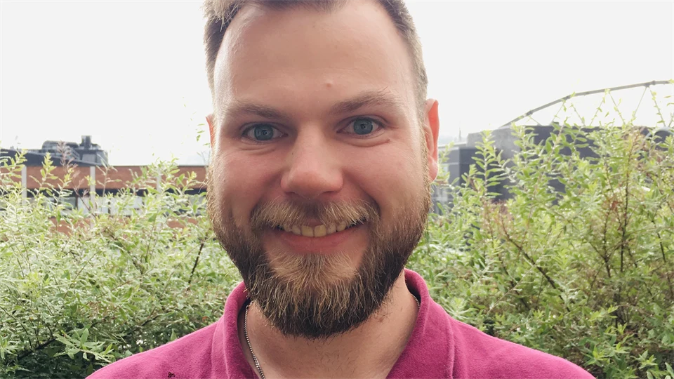 Intervjubild på Mathijs från Summer University