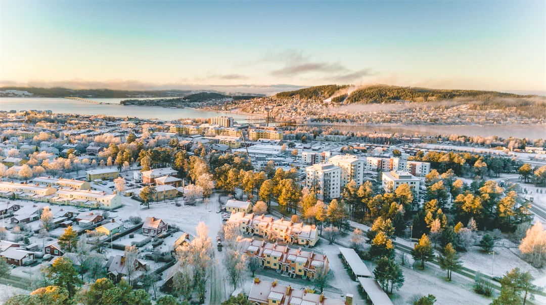 Vintrig vy över Östersund